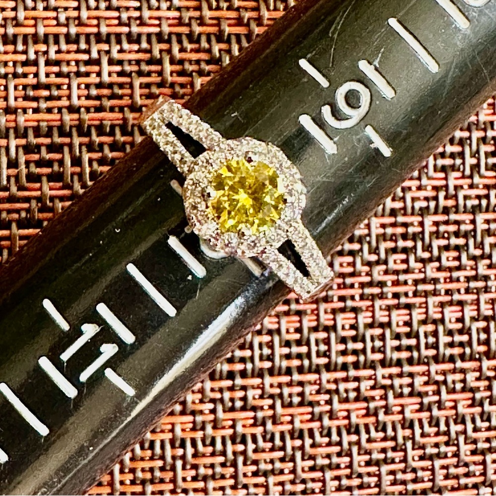 Fragrant Jewels Yellow Gemstone Ring with Silver Details